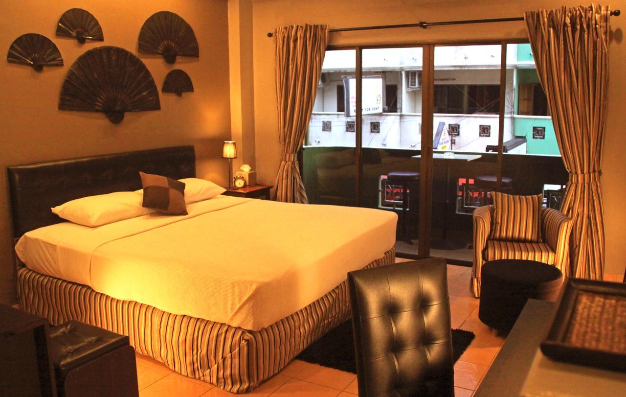 Hotel The Golf Club Pattaya Extérieur photo